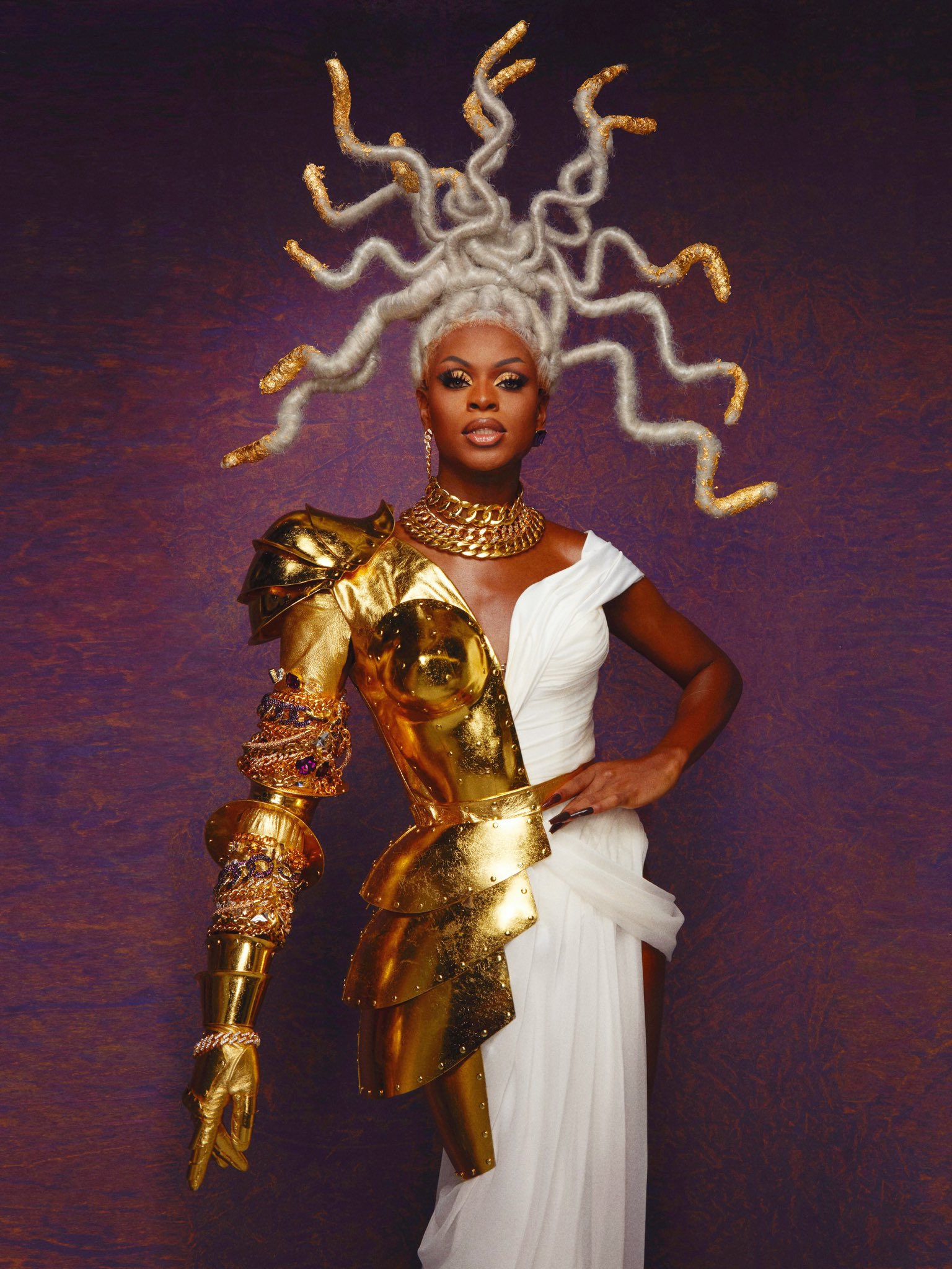 Top 10 Runway Looks From 'RuPaul's Drag Race' Season 13 Page 8 of 10