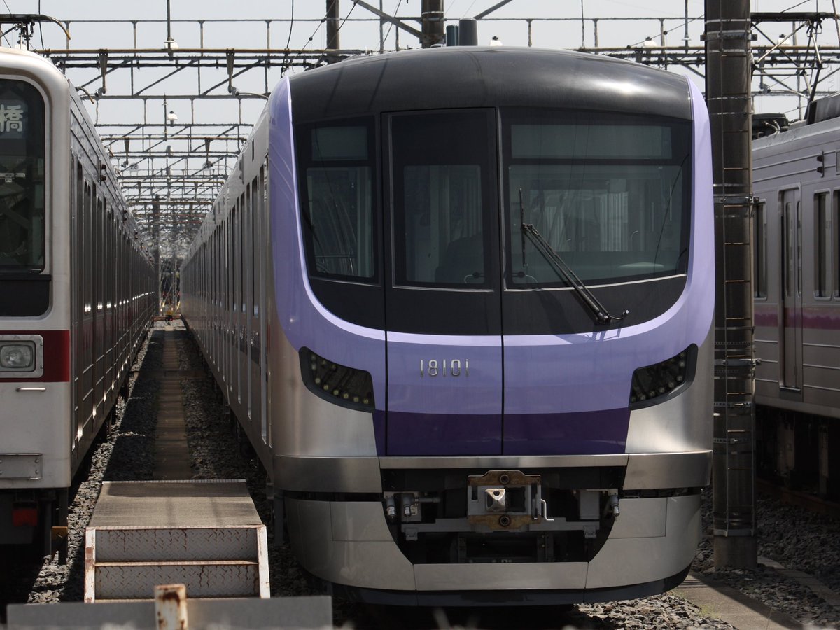 TOQ_sustina's tweet photo. #南栗橋車両管区
今日は東急8500系 #8636F #8617F と、東京メトロ18000系 #18101F 、東武30000型 #31609F + #31409F が止まっていました！
8500系少なくなってきたので、南栗橋に2本止まっているのはラッキーですね！笑 https://t.co/abaId8yk3o