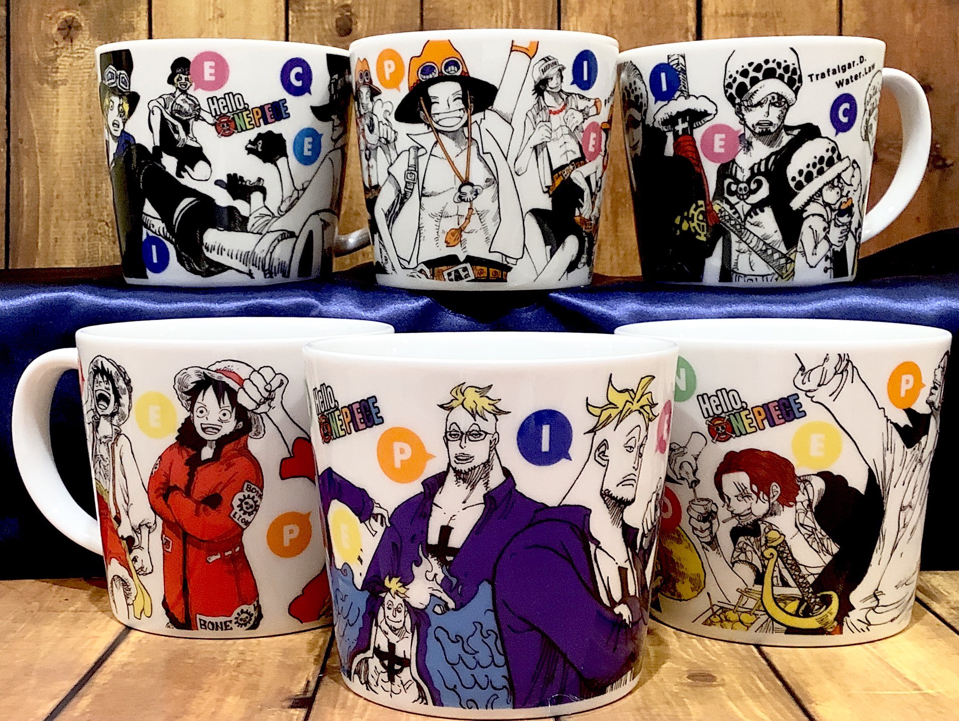 One Piece 麦わらストア梅田店 おすすめ 原画商品 マグカップ ルフィ ゾロ サンジ チョッパー エース サボ ロー マルコ シャンクス ゾロ サンジ 麦わらの一味 三兄弟 海賊同盟 ルフィ ロー 各1 430円 税込 好評発売中 麦わらストア Onepiece