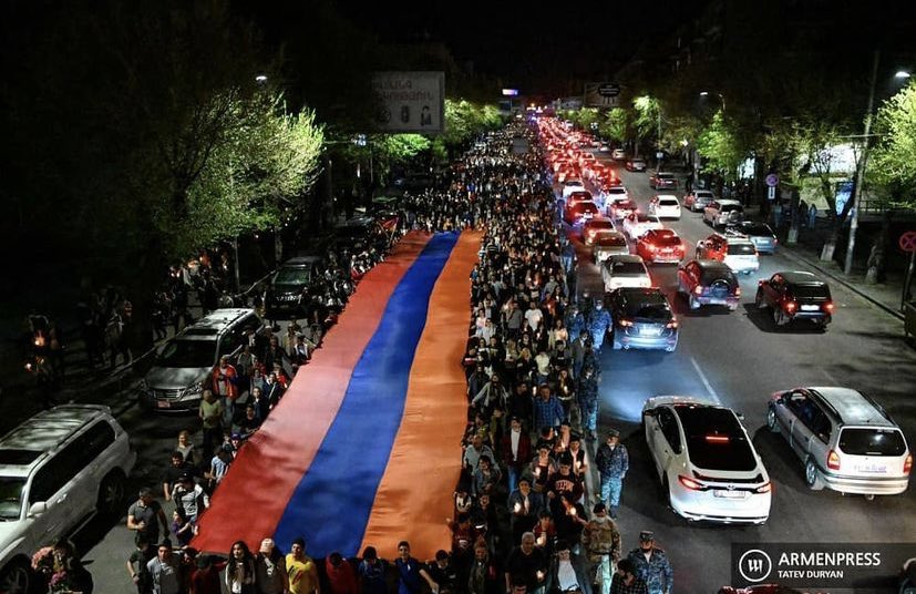Hoy 24 de abril se conmemora los 106 años del Genocidio Armenio, ejecutado por los Jóvenes Turcos del Imperio Otomano. Basta de impunidad. Exigimos memoria, justicia, verdad y reparación. #GenocidioArmenio #NuncaMasGenocidios