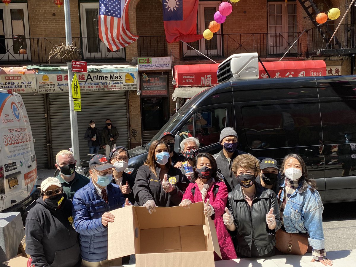 setochungster's tweet photo. Thank you @NewYorkStateAG for visiting Chinatown, supporting local businesses &amp; listening to concerns of community leaders @jennylamlow &amp; electeds @yuhline @BrianKavanaghNY! Means so much for your standing with our Chinatown community as we continue to recover! #ChinatownStrong https://t.co/KUJuoPM197
