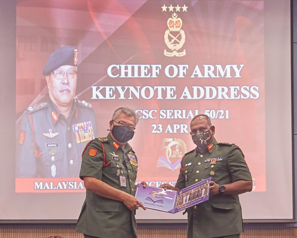 MAFSC_'s tweet photo. 23.04.2021. MAFSC Chief of Army Keynote Address in PUSPAHANAS Putrajaya. Throughout the program, all CPs were required to adhere the Covid - 19 SOP's #ATMSentiasaBersepadu #TenteraDaratMalaysia #GagahSetia #puspahanas #MAFSC https://t.co/4DRrKfALvx