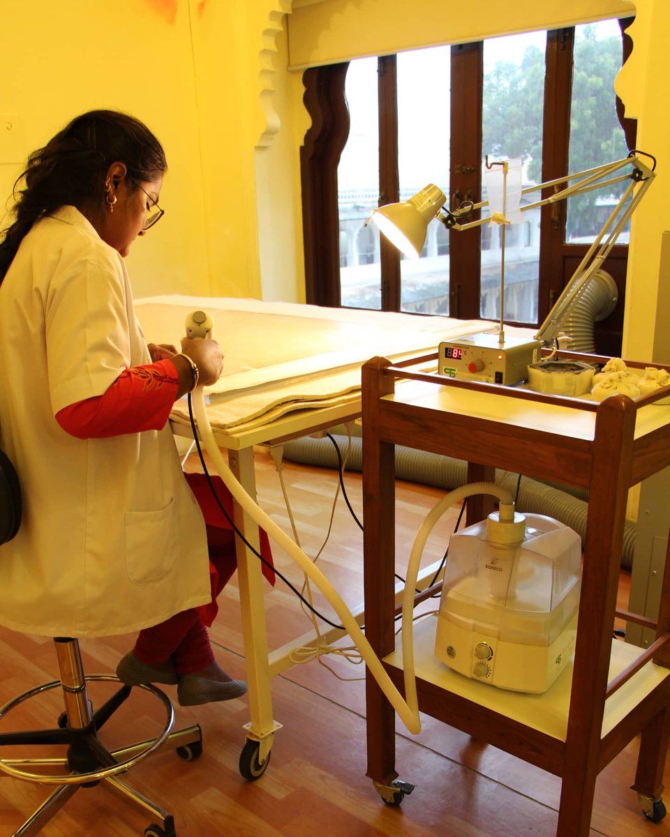 CP_Museum's tweet image. Steam&apos;s good! It is also used in Conservation treatments such as removal of tapes and old repairs that have water soluble adhesives. The main equipment used for this was a steam pencil.  

#Conservation #labdiaries #mewar #rajasthan #udaipur #citypalaceudaipur #museum