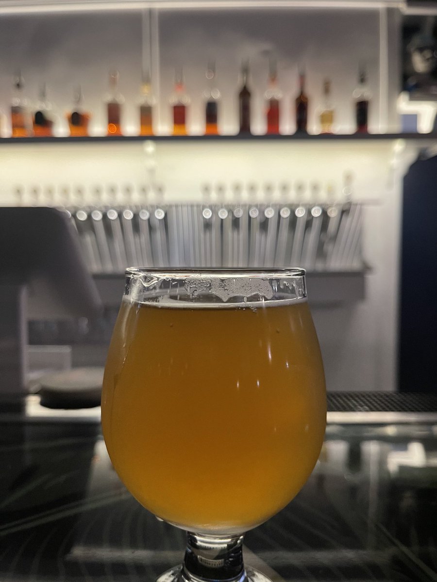 Enjoying a ⁦<a href="/ToddTheAxeMan/">todd haug</a>⁩  tastes like a Vivian Campbell ripping through the Holy Diver record! Yes I know Todd does not brew in Minnesota but Hear I am on The Mississippi enjoying a beer this dude created! Cheers! ⁦<a href="/ACESANDALES/">Aces & Ales</a>⁩