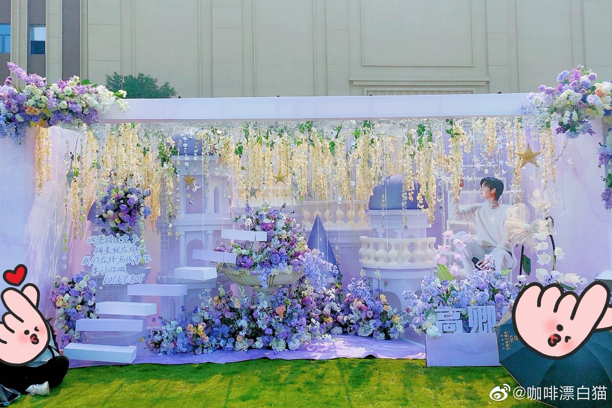 Momkiki55's tweet photo. เสร็จแล้วสวยมากจริงๆซุ้มลูกสาวลูกชายก็คือปราสาทของเจ้าหญิงเจ้าชายที่แท้ เอ็นดูทุเรียนบนโต๊ะของลส 🎀🍓😂 #นายท่านกรชิต #เนเน่ #Chuang2021 https://t.co/bC81YiU3tT