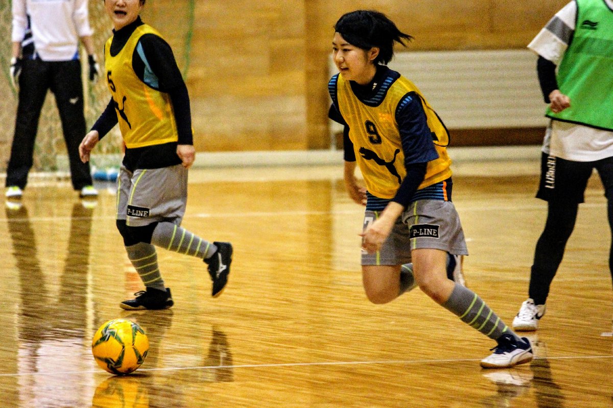 ট ইট র ベスティア盛岡 東北フットサルリーグ 岩手県フットサルリーグ 出場選手 マネージャー 募集中 盛岡女子フットサルチーム ディオサではメンバーを募集しています サッカー フットサル経験問わず中学生以上から参加 見学 体験参加も Dmか