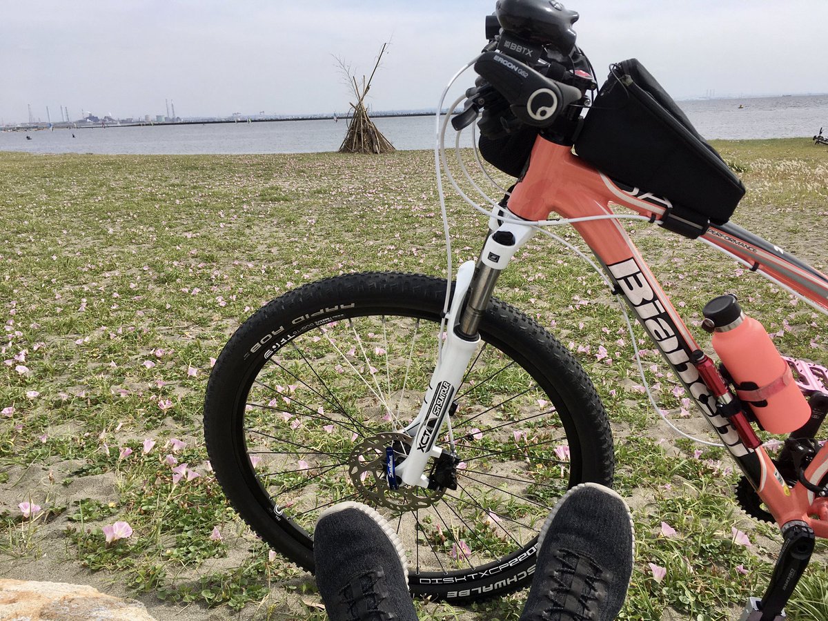 fatbiker19691's tweet photo. しばし休憩。

#bianchi
#cycling
#potaring https://t.co/WMtJJovP4A