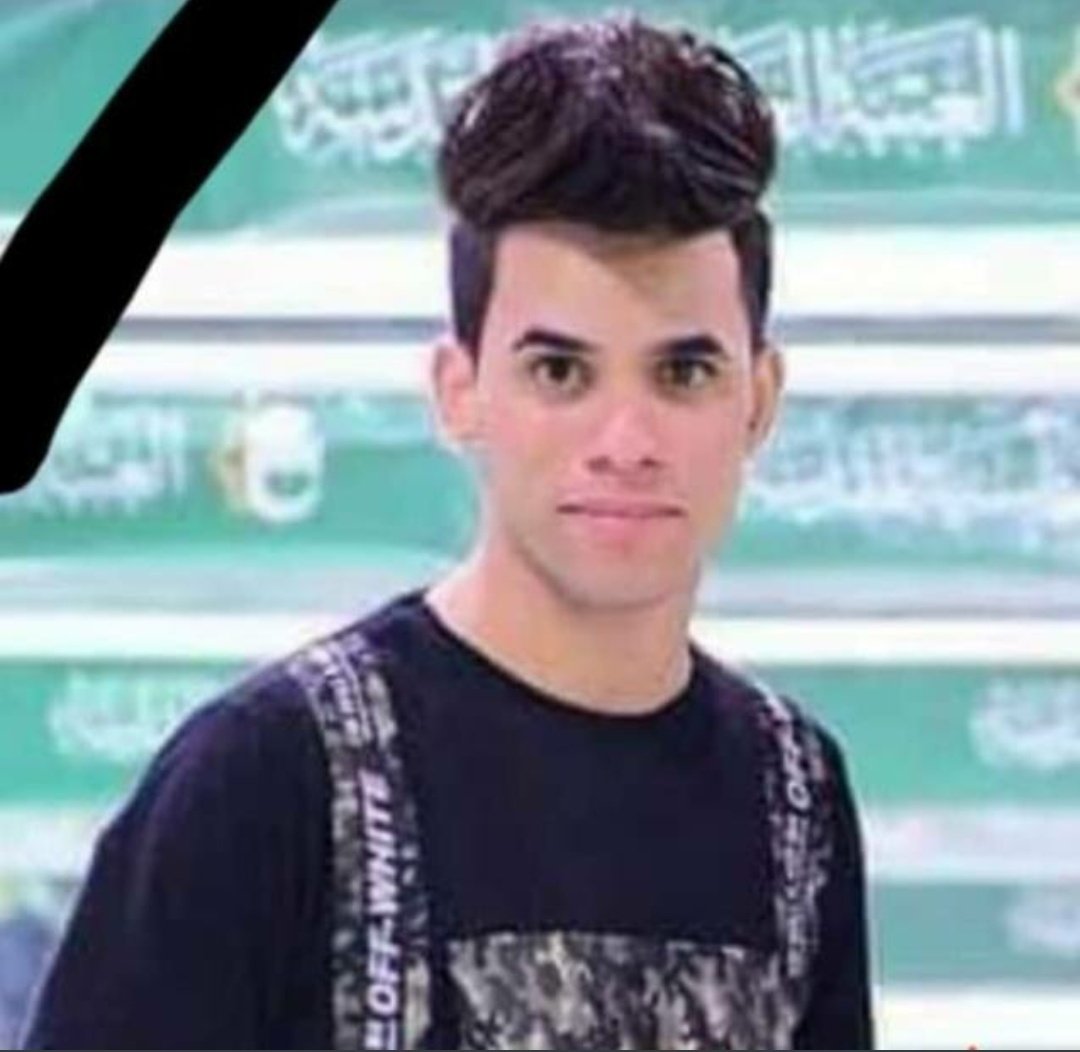 سلاماً على رجلاً ضحى بنفسه ليبقى الوطن💔

 حسبي الله ونعم الوكيل بيكم يا قتله ياعبيد فدوه ترحوله يا فاسدين شاب بداية عمره ما شايف شي كل الي رايده حقه المشروع كافي قمع للأحرار كافي تقهرون بأرواحنه خلونه نعيش كافي قتل وين حقنه ماشبعتوا كافي تمشون على دماء الناس الشريف
#بغداد_تقمع