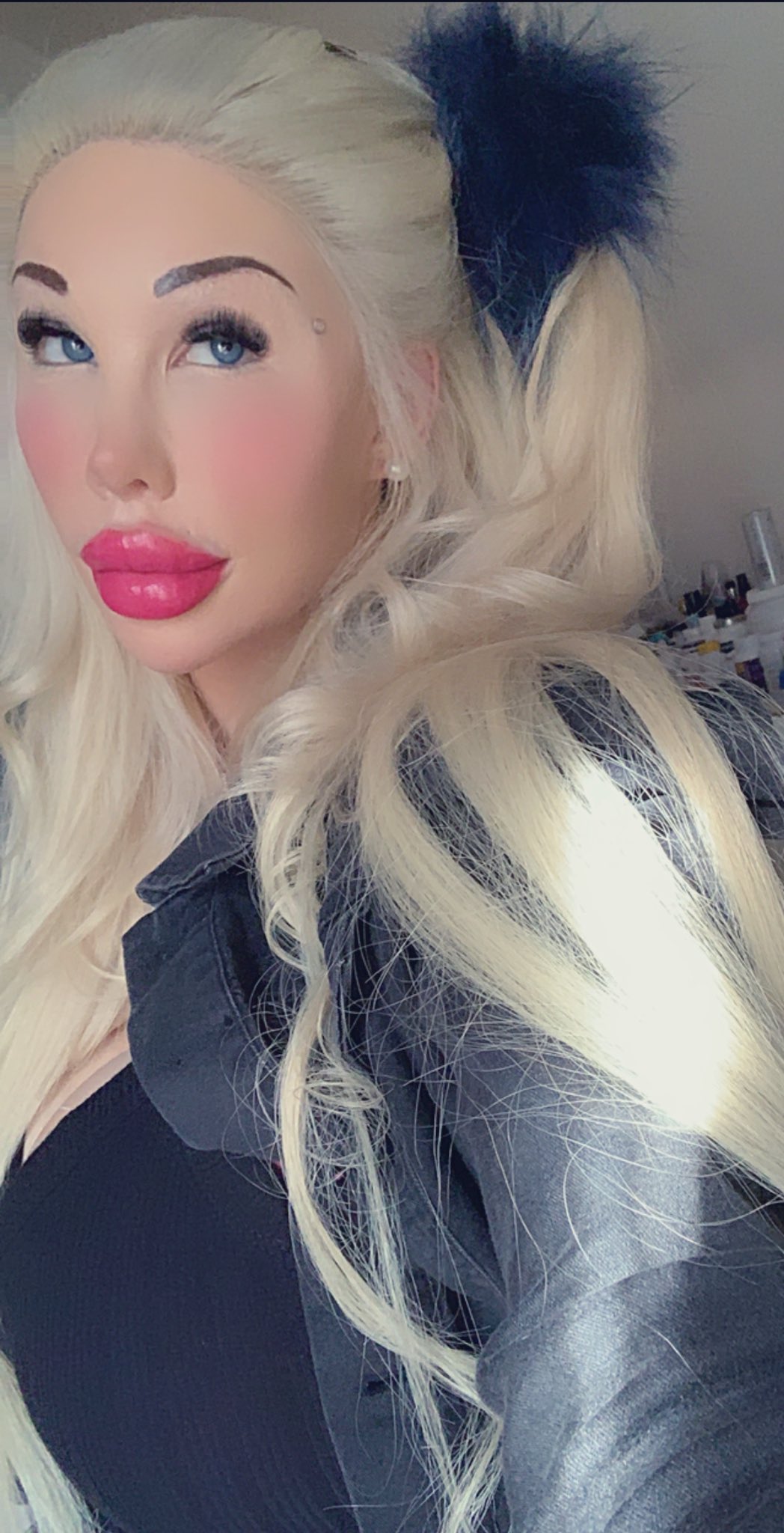 Carolin Sophie S In The Background You Can See My Supplements Call Me Crazy I Call Myself A Breakthrough Biohacker Blonde Blueeyes Sparkle Girlboss Bossbabe Germany Deutschland Transformation Weekend Saturday Sunny Doll