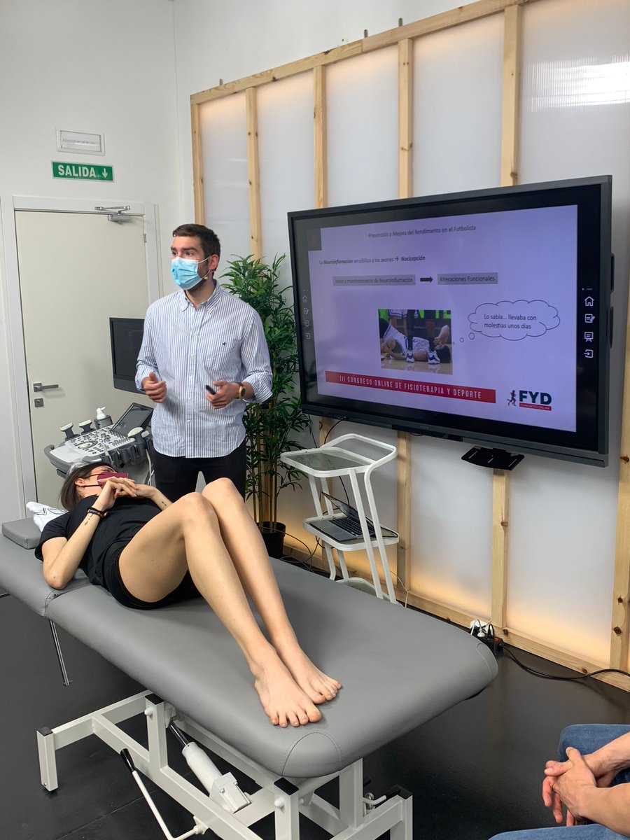 Os dejamos imagenes del primer taller de la jornada de hoy donde nos acompañan Agustín García y RobertoMartín <a href="/RobertoMFisio/">ClínicaIgnition</a>  tratando el tema  "Prevención y Mejora del Rendimiento en el Deportista de Élite"
#congresofyd2021 #fisioterapiadeportiva #deporte