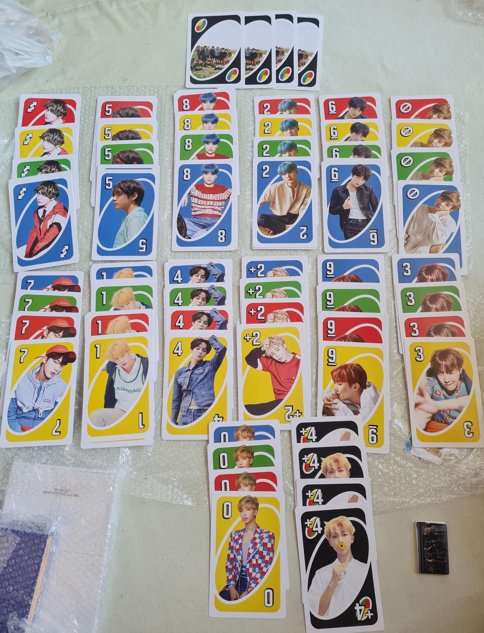 BTS Giant UNO