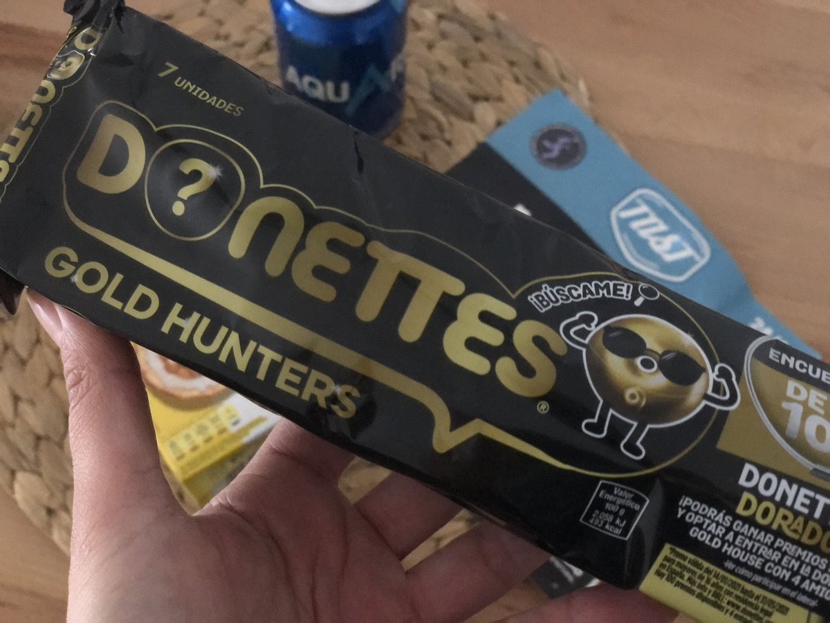 mawi8's tweet photo. Crec que no hauria de ser l’obsequi per acabar una cursa🤨  @lamitja podrien haver patrocinadors de menjar saludable o posar una peça de fruita, com a mínim🍏
@Realfooding3 @realfooding_ #realfooding https://t.co/nBZ1biaB8O