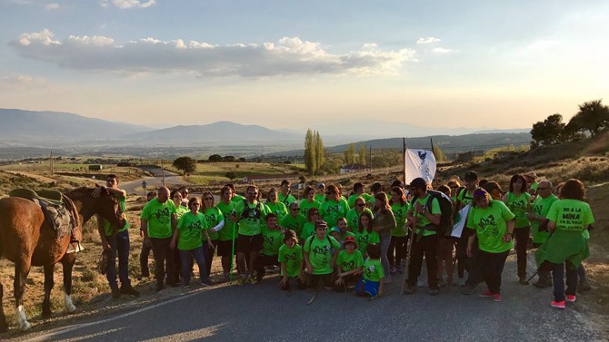 La Plataforma No a la Mina pide que la Diputación rechace el nuevo proyecto minero
avilared.com/art/53934/la-p…
<a href="/NoMinaCorneja/">#NoALaMina en el Valle del Corneja</a> <a href="/NOaLaCantera/">¡NO a la MINA!</a> <a href="/RiofrioSinMinas/">NoMinaSierraYemas</a> <a href="/EcoloCYL/">Ecologistas en Acción CyL</a> <a href="/SEO_BirdLife/">SEO/BirdLife</a> <a href="/dipuavila/">Diputación de Ávila</a> <a href="/InmaElizaldeRam/">Inma Elizalde Ramos</a>