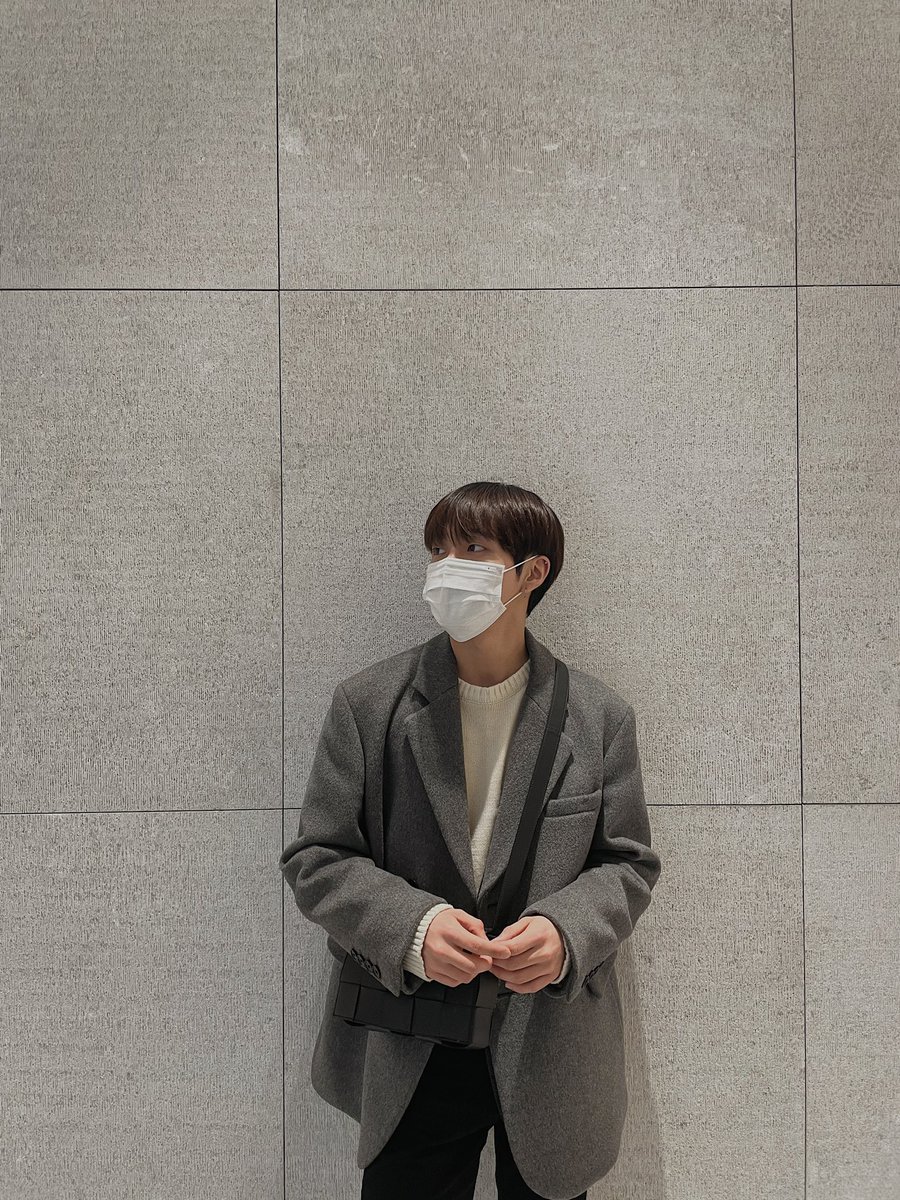 andylui_cy's tweet image. 다들 즐거운 토요일 보내고 계신가요?😙

#더현대서울 #여의도 #주말 #다들즐주