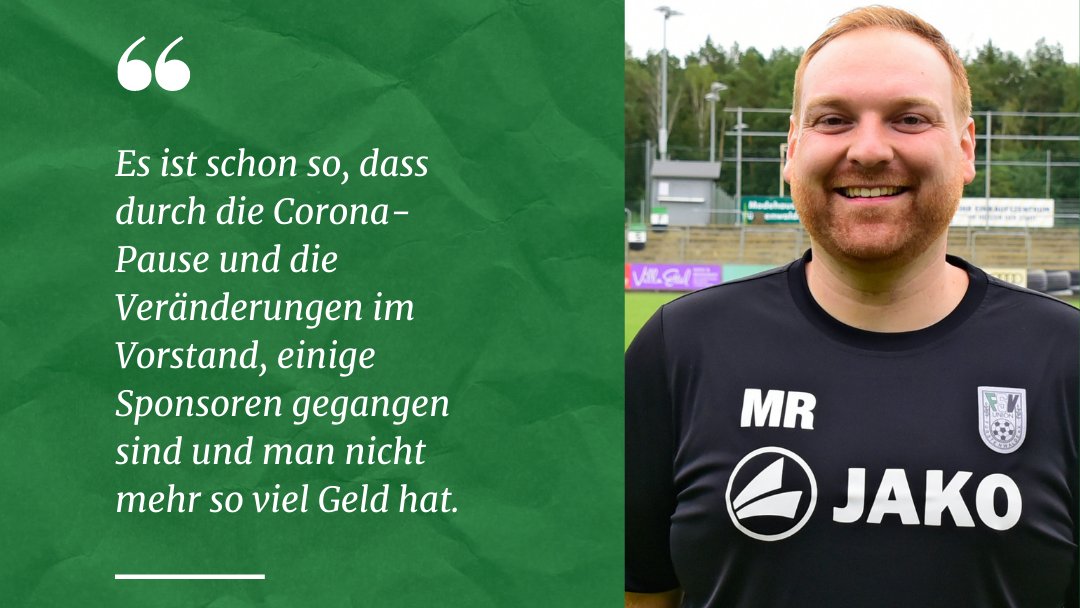 MaerkischerR's tweet photo. Trotz starker Sponsoren 💶 war Matthias Maucksch nicht zu halten. In der aktuellen Episode erklärt Mitsch, was die Pandemie für den @FSVUnion1919 finanziell bedeutet.
🗣️Jetzt @audiofootball -App runterladen und die ganze Episode hören. 🎧 https://t.co/yOMwc4DP0A