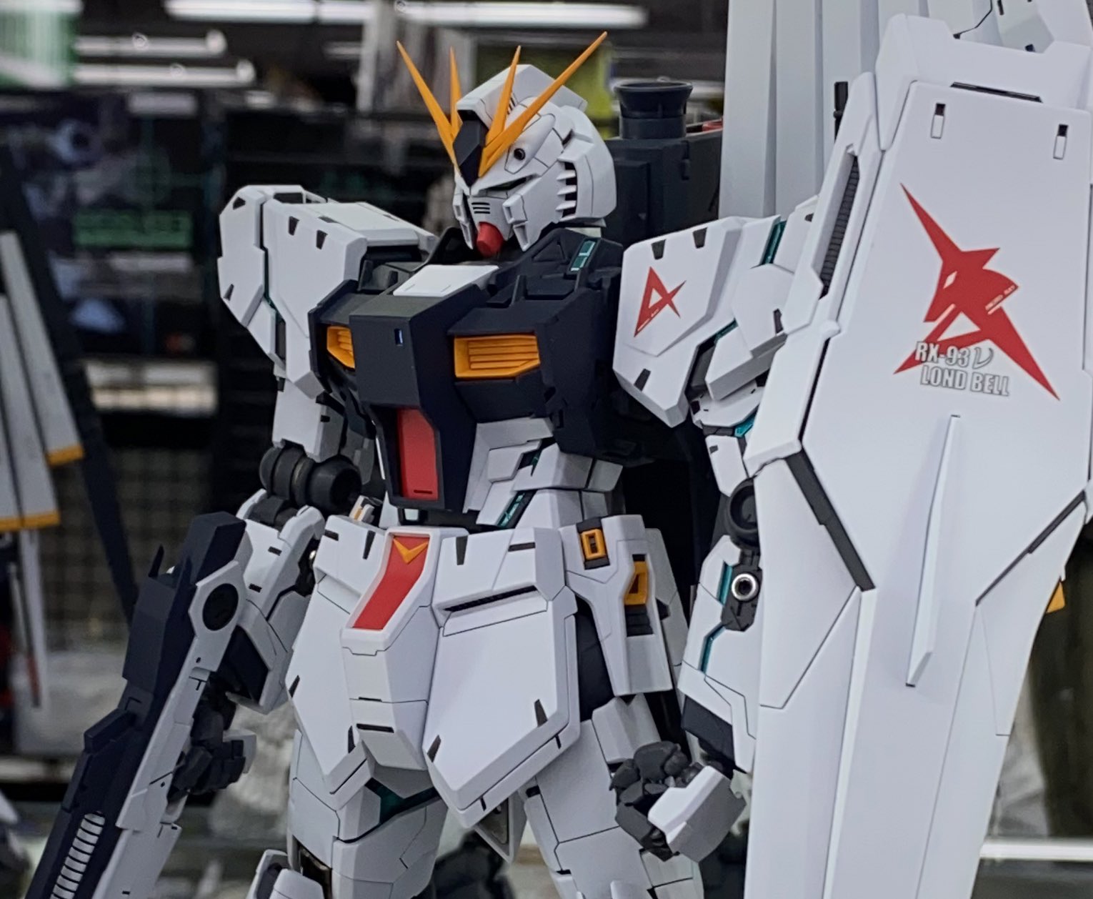 プロモデラー 林哲平 見るだけでプラモが上手くなるツイッター Keita氏のnガンダム Mg Ver Kaを自身が求める Nガンダムのスタイルを求めて全身を徹底改修 ファンネルは大型の旧mgを使いシルエットに迫力を出し 頭部はhinへとつながるように小説版の