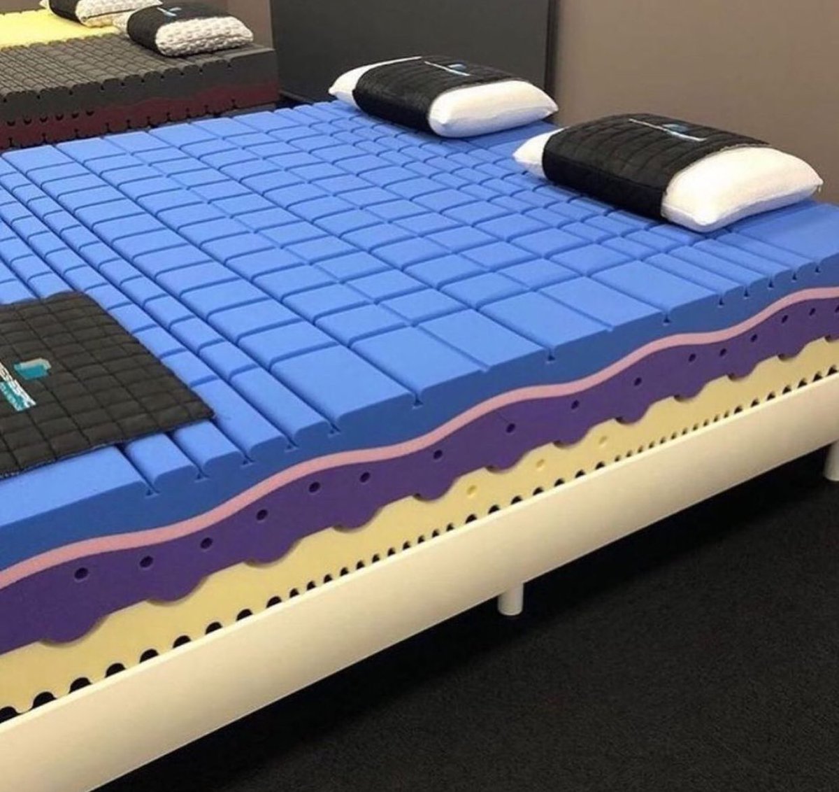 innovabedding's tweet photo. 🍀Inovatif Visco ve Poliüretan Süngerler!
✔️Vücut şekline uyum sağlar.
✔️Sıcaklığa duyarlılık.
✔️Baskıyı azaltır.
#visco #visko #viscoo #sünger #foam #bed #sleep #kaliteliyatak #uyku #eniyiyatak #mattresscover #mattress #bed #organicbed #ortopedikyatak https://t.co/UhDDRLaIMH