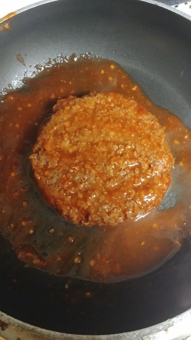 Hotburger! #Hotburger https://t.co/UPZmowQpkn<a href="/tag/hotburger"class="tags">#Hotburger</a>