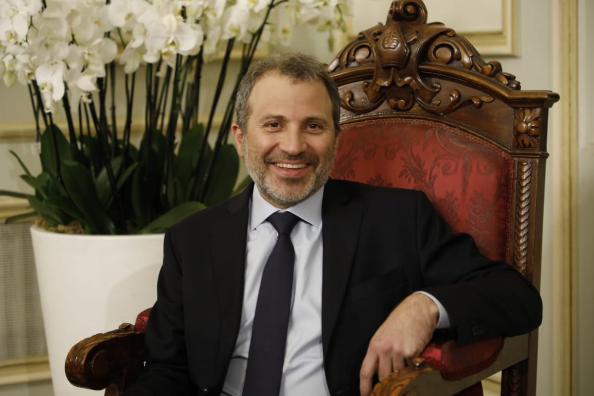 ظاهرة "العونية" أو عندما يصبح بالإمكان تشبيه جبران باسيل بالمسيح