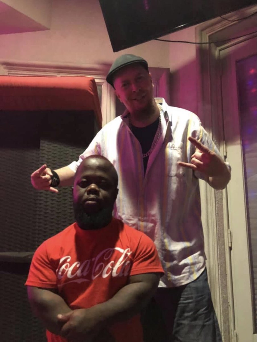 OGkevingill's tweet photo. Flashback to when I got to call wrestling shows with #MIdgetMac at @MIKEBUSEY ‘s World Famous Sausage Castle!! #SCW 

#DiversityIsKing #MadRespect #PMA #DIY #LYD #LFG #KgOnCommentary https://t.co/iHOJ5KTUSk