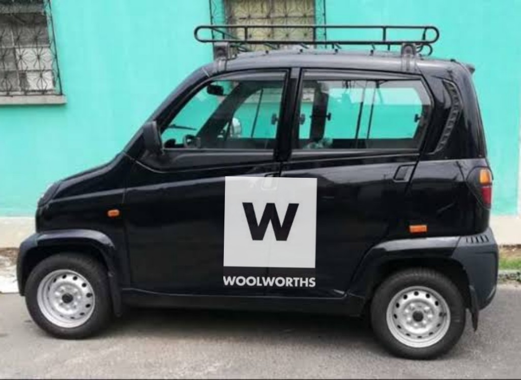 Ya_a_seen_Him's tweet photo. Is this Woolies new trolleys? https://t.co/EGNPmtECWJ