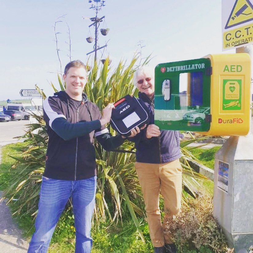 Congrats to Fountainstown Community Association who recently installed a HeartOn A15 defibrillator at Fountainstown Beach