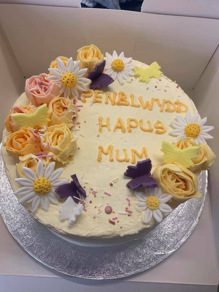 TheCakeShopPem's tweet photo. https://t.co/uWyEJZn3PR