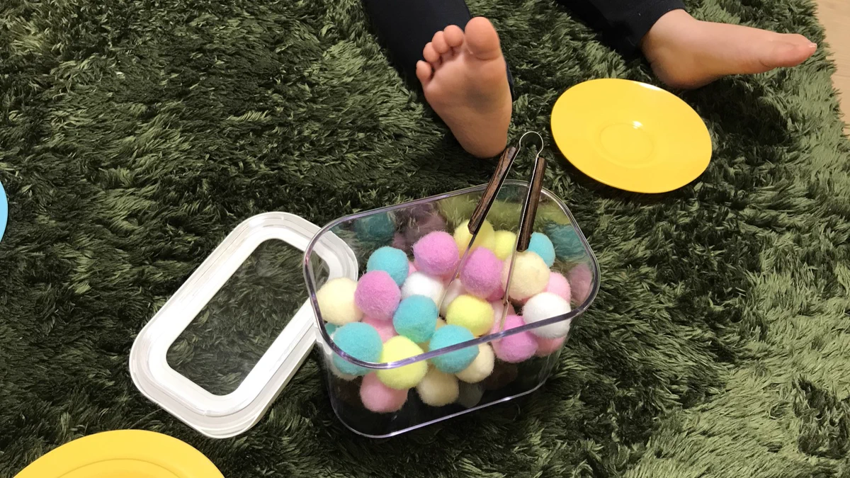 ダイソーで全部揃う「お箸の練習になる遊び」！まだお箸が苦手なお子さんにおすすめです！