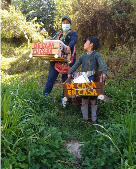 cristobalsuarez's tweet photo. En Apurímac, a pesar de lo pesares, la escuela sigue. Este 20 de mayo, 8 equipos docentes de Apurímac #Perú compartirán su saber pedagógico para seguir educando. 9:00 (PER) 16:00 (ESP) vía https://t.co/5g063Bnlvh Organiza @UV_EG y Dirección Regional de Apurímac @MineduPeru #APUV https://t.co/YihL2WTSyU