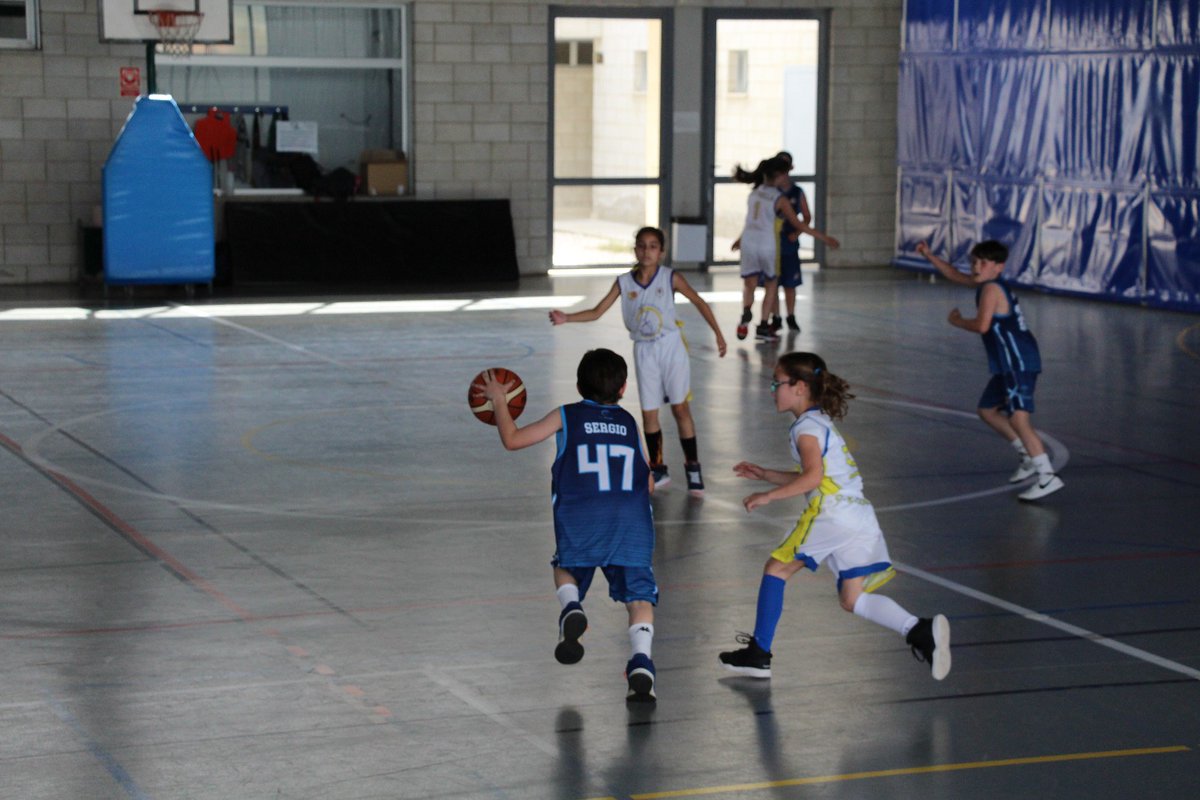 CBQalat's tweet photo. 🔹🔸 PREMINI MIXTO
Primer partido de la jornada del #PreminiMixto, que se enfrentaba ayer a @BaloncestoCoria en casa #Valorcesto
@gsus_sr @Davidjpino
🔵🟠 #GoQalat https://t.co/k4mzfw4Xyl
