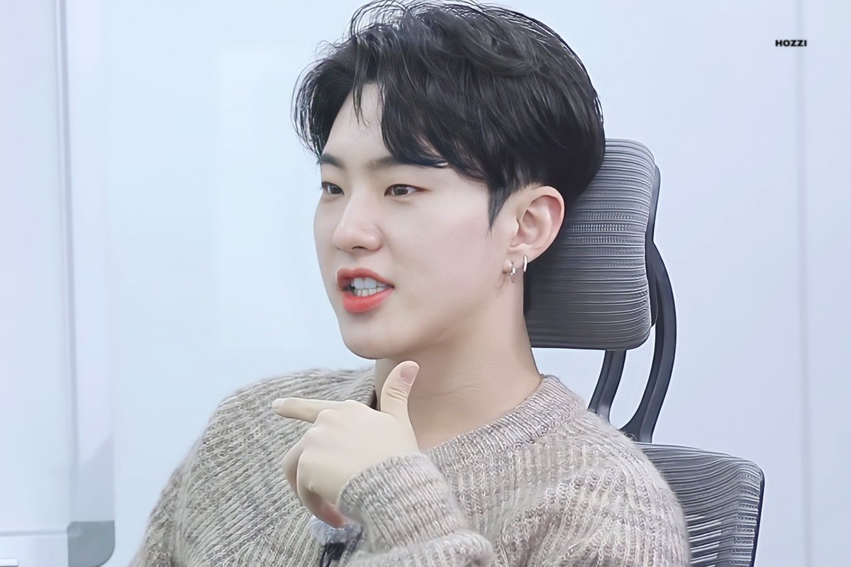 40615prolover_'s tweet photo. 210421 GOING SEVENTEEN EP.2 
드립 : 고잉 컴퍼니 #2 

#호시 #권순영 #HOSHI #ホシ https://t.co/jslIylBbbu