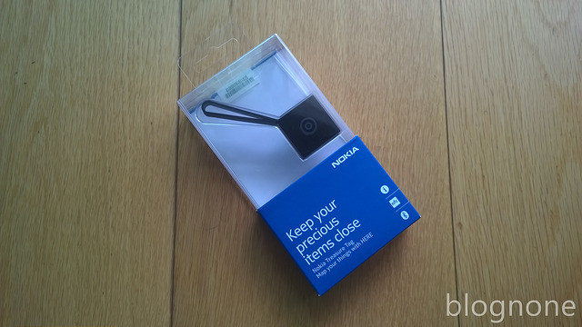 tumsoma's tweet photo. เห็น @Apple #AirTag แล้วอดคิดถึง Nokia #TreasureTag ที่เปิดตัวเมื่อเกือบ 7 ปีก่อนไม่ได้แหะ https://t.co/jE6kXr88pF #ittwt https://t.co/cK2SDgQqTx