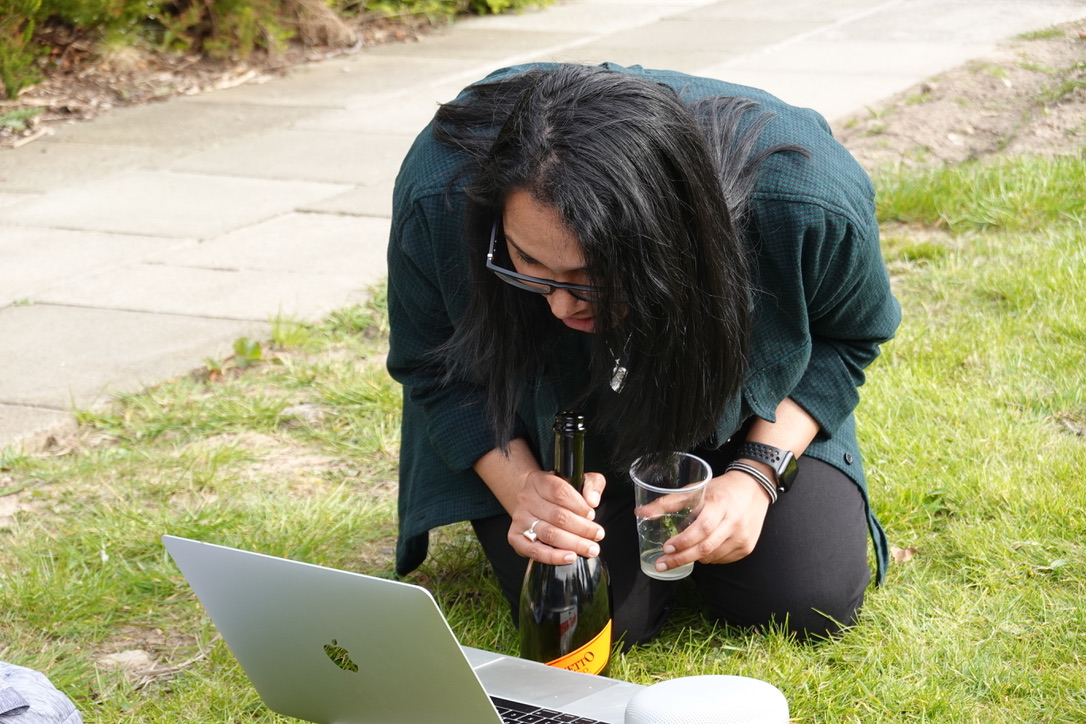 IMNS_UoE's tweet photo. Congratulations to @IMNS_UoE researcher Prarthana "Prats" Desai who successfully defended her #PhD thesis yesterday. Celebrations with her internal examiner @Stochasticus23  and other @SchoolOfEng_UoE members took place under the new #hybrid model. #PhDlife. https://t.co/e6LOglNwsU