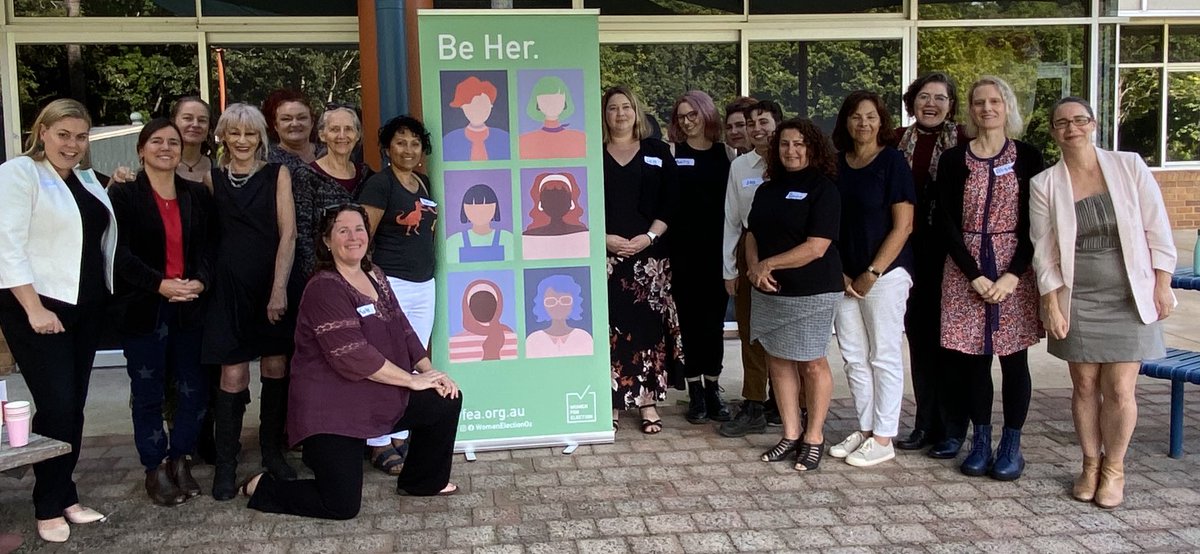 What a day! Training women in Northern NSW to run for the #localgov elections in September with @hula_grl. A roomful of women of all backgrounds & lived experience who want to #getelected. Our @WomenElectionOz NSW regional roadshow has started on a high! 🦾💅🏽 #womeninthehouse