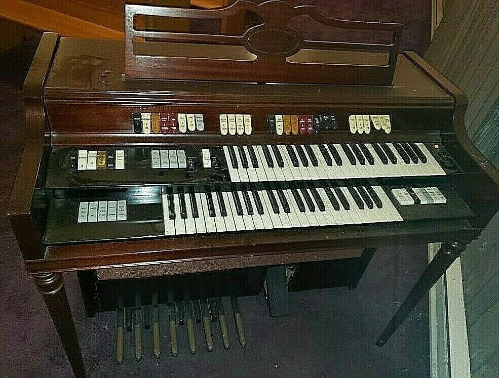 ooh, or those longer ones which I suspect are almost ironically called "piano keys"warning: this picture from ebay is so low quality and cursed that you may die in 7 days.