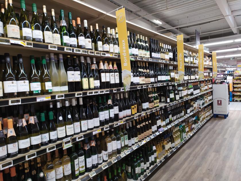 Les achats de vins tranquilles hors CHR en hausse dans l'Hexagone en 2020 dlvr.it/RyLLLh