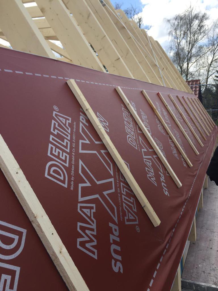 Blick hinter die Kulissen #Dachdeckermeisterbetrieb #Ziegeldächer #Zimmermansarbeiten #Dachklempnerarbeiten #Schieferarbeiten #Dachterrassen #Dachfenster #Aufdachdämmung #sturmschäden