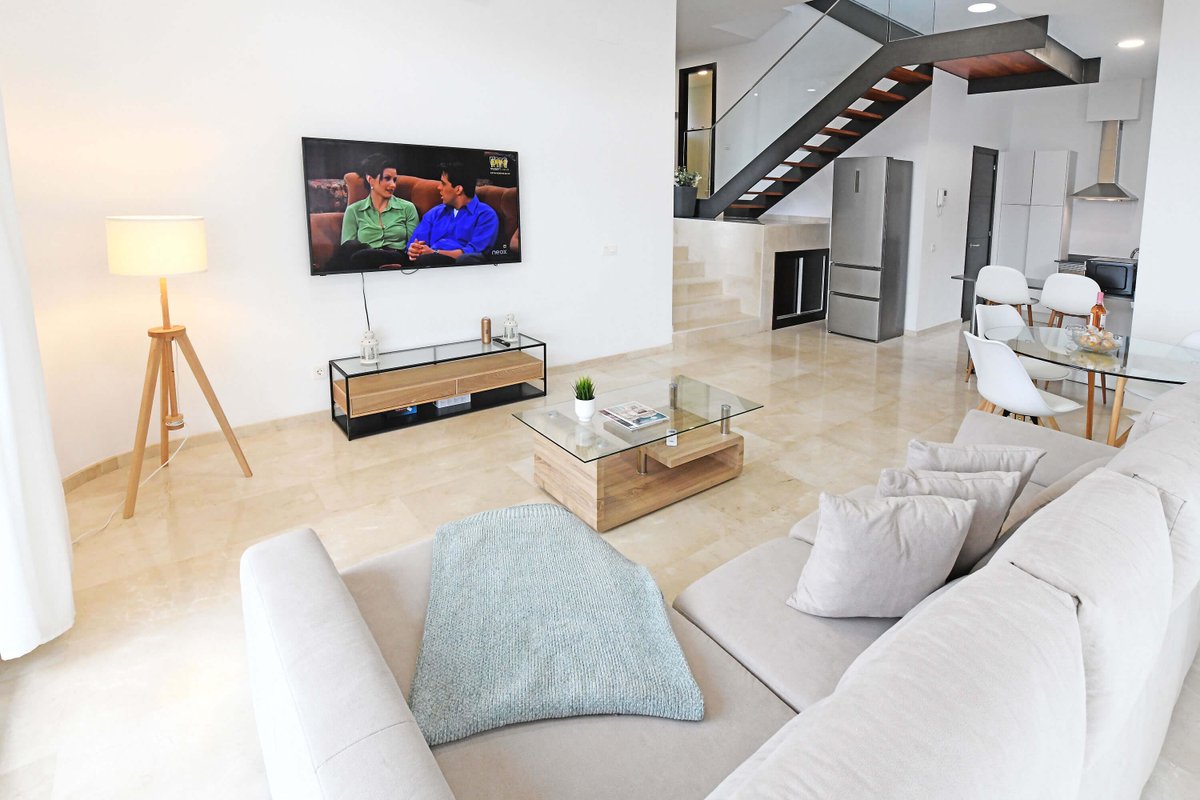LCCanarias's tweet photo. Brand new &amp; just opened to the public: Villa Green 9 is truly a dream... three bedrooms, private pool &amp; modern design next to Salobre Golf in the south of #grancanaria #canaryislands --> https://t.co/YGUSRuobme https://t.co/WMR8QCq7Zj