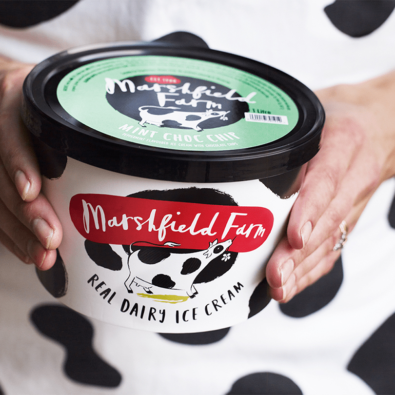 Cool down this weekend with our Marshfield Farm ice cream. Delicious and refreshing, perfect to enjoy in the sun! 🍨☀️

ℹ️  Pick up in store!