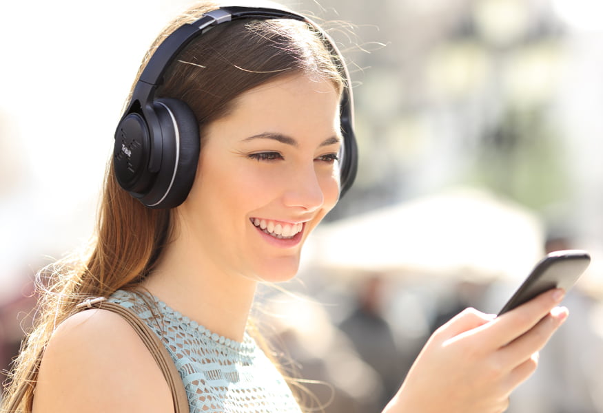 I_like_radio's tweet photo. Madrugar un sábado para impartir un taller sobre #Audiogramas en el Máster COPE-USJ merece la pena.
Atención e interés máximo por parte de los alumnos. Gratificante. https://t.co/hej7yE5d38