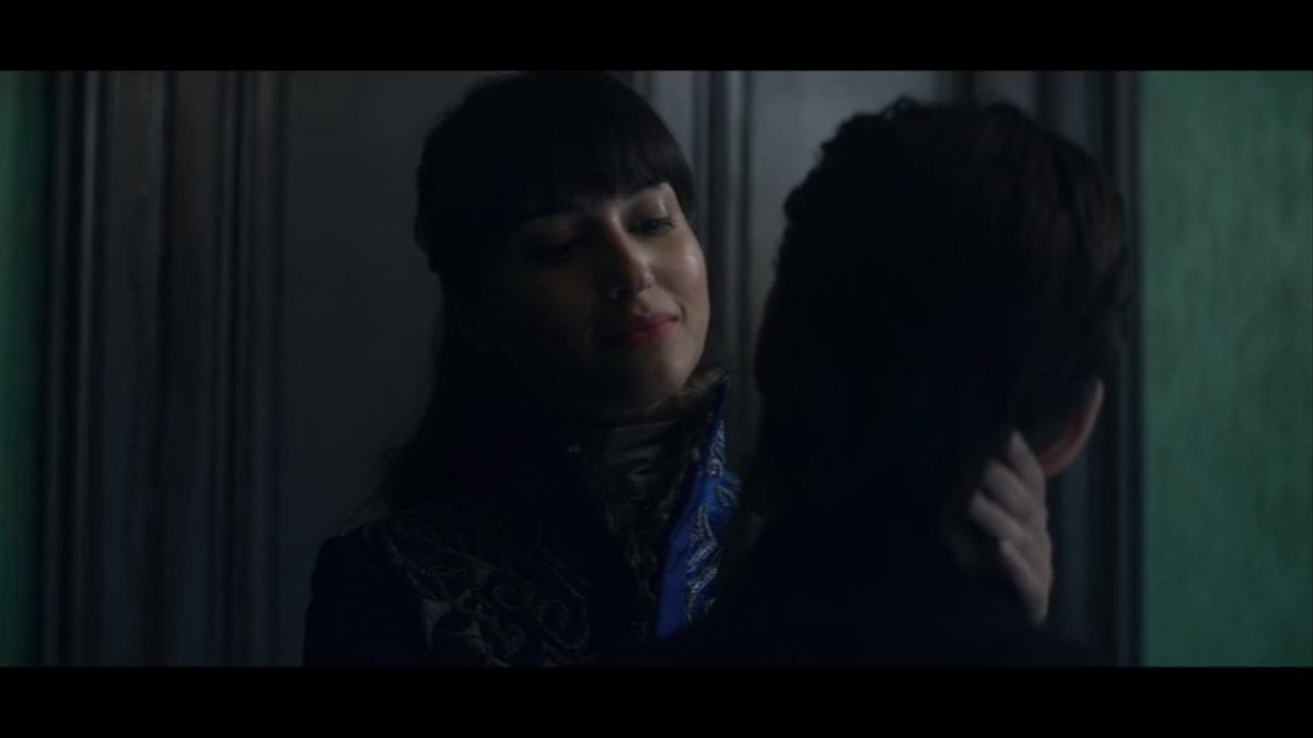  #sab So, the Darkling and Zoya confirmed not to have been just a one-sided thing, then. There was nothing wrong with this when it was open to interpretation, but this show doesn't know the meaning of "subtle".  https://twitter.com/NightbloomWitch/status/1383183680688979969?s=20