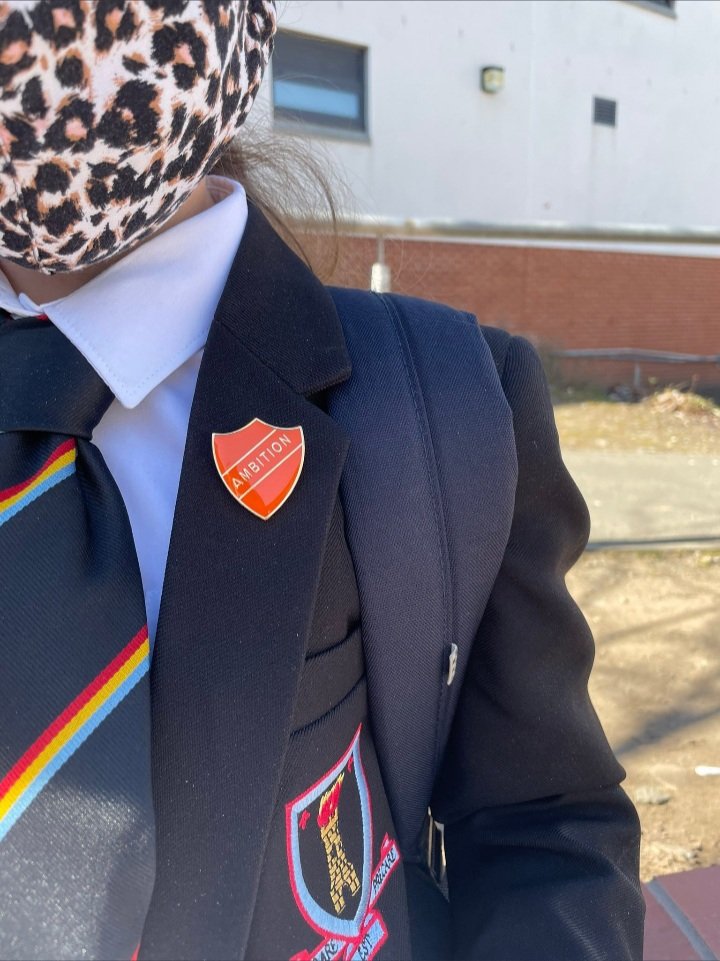 jumbledupjulie's tweet photo. Poppy was given a Value Ambassador Award at school!
"Poppy may be small in stature but she thinks big.  She works very hard and always gives her best.  She has shown me time and time again that she wants to succeed in everything she does.  She is a pleasure to teach."
So proud ☺ https://t.co/YIUSMkI3Xk