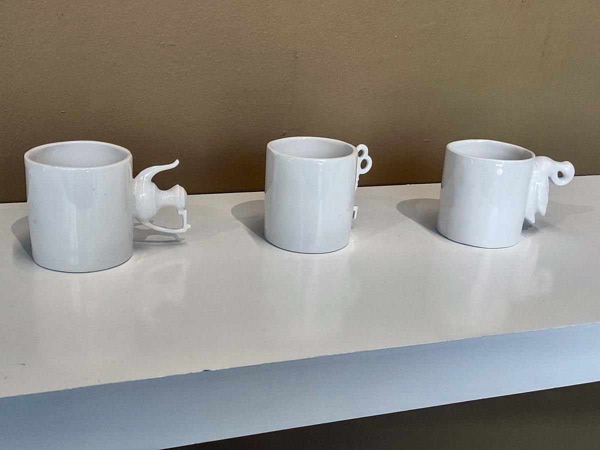 MakersWales's tweet image. We are open! Thurs - Sun, 11am - 4pm
Guild member Eluned Glyn has brought in some tools of her trade - come along &amp;amp; puzzle out how she uses them to make her unique ceramic pieces....or watch this film buff.ly/3mw8D56

@ElunedGlyn #MakersMaking #SupportWelshcraft
#StaySafe