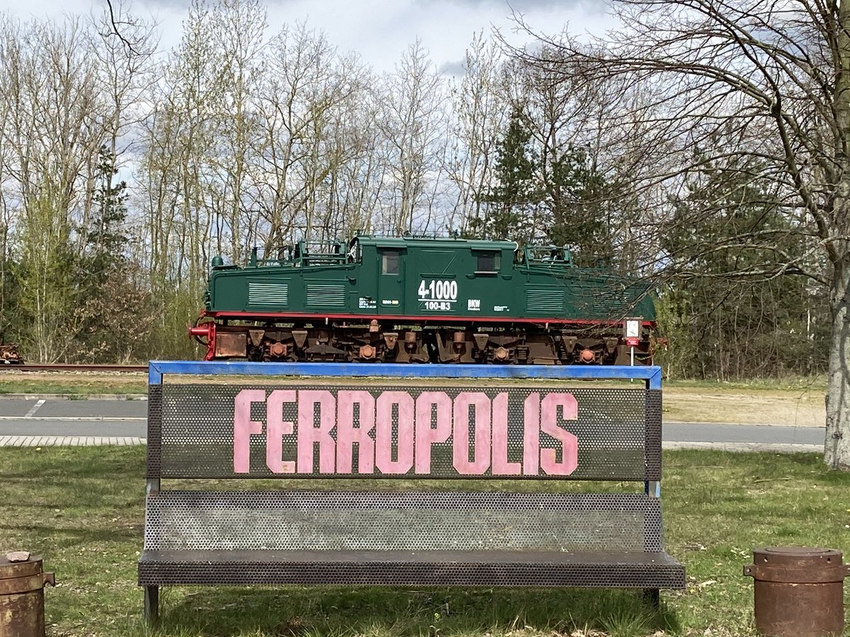 Von der #industriekultur zur #Innovationsregion Spannende Begegnung mit <a href="/ThiesFerropolis/">Thies Schröder</a>  <a href="/Ferropolis/">Ferropolis</a> nicht nur für #svenpaul4landrat eine klare Besuchsempfehlung