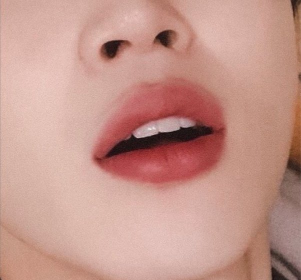 Jimin& #39;s Lips....| A beautiful thread