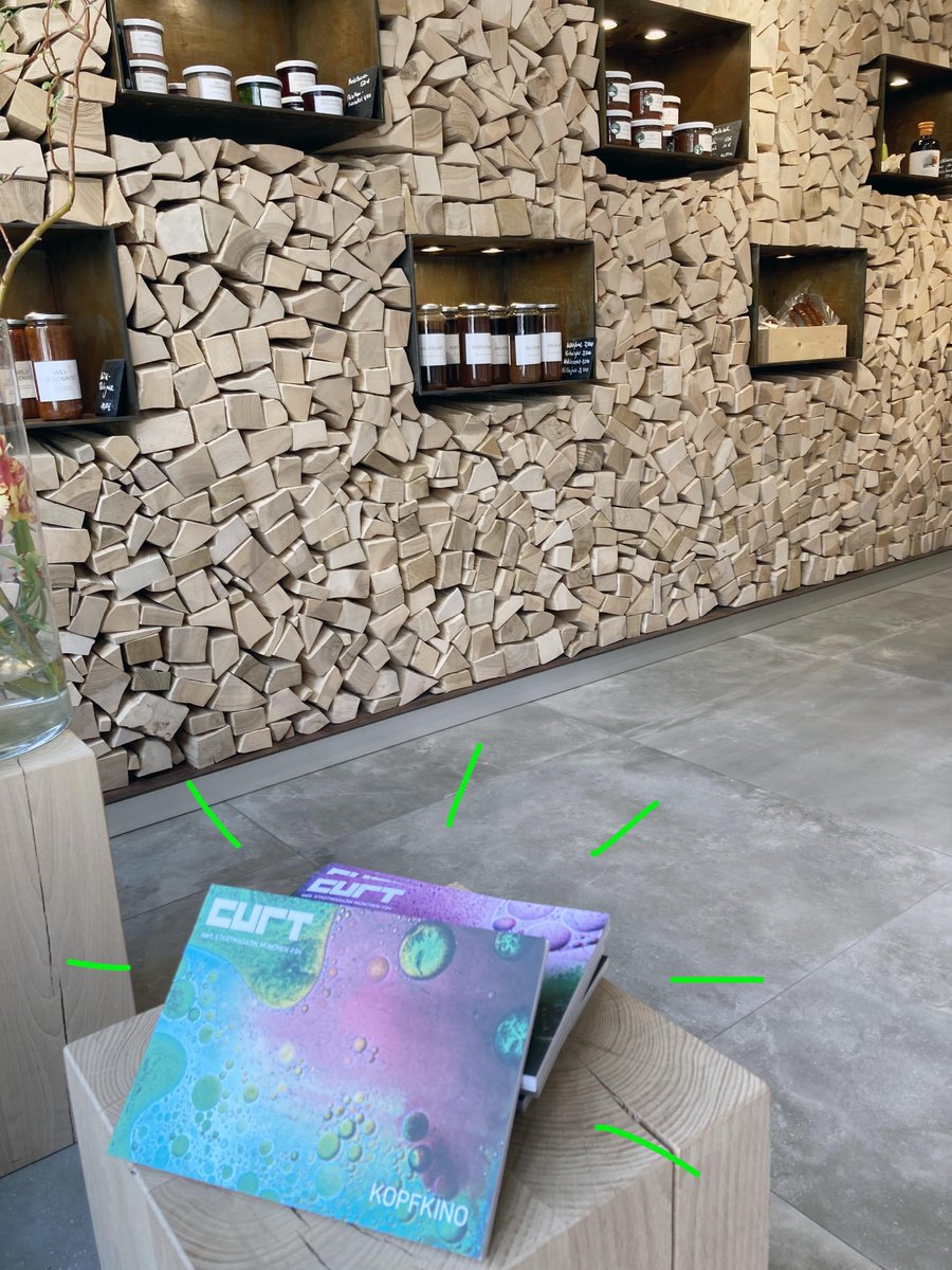 #curtDealer
Vor ein paar Monaten haben die Geschwister Christian &amp; Sabine Kroiß "WILDE ZEITEN" am Viktualienmarkt eröffnet. Hochwertiges Wildbret und daraus zubereitete Produkte. Selbst gejagt, selbst gekocht. 
Viktualienmarkt 2  • Di – Fr 10–18 Uhr, Sa 10–15 Uhr