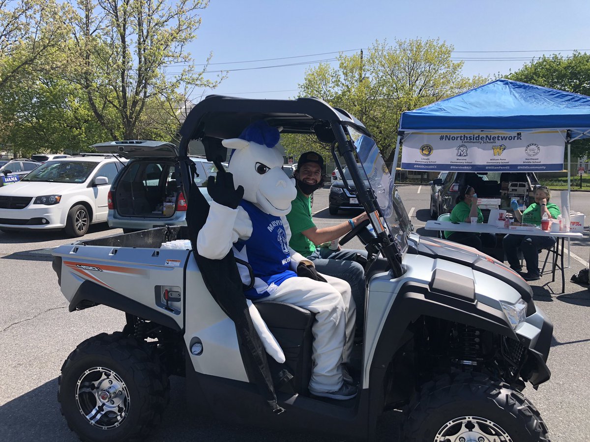 NEMScommunity's tweet photo. The #NorthsideNetwork Earth Day Community Clean-Up is underway on this beautiful day! πβ»οΈ https://t.co/ugaXD9F47K