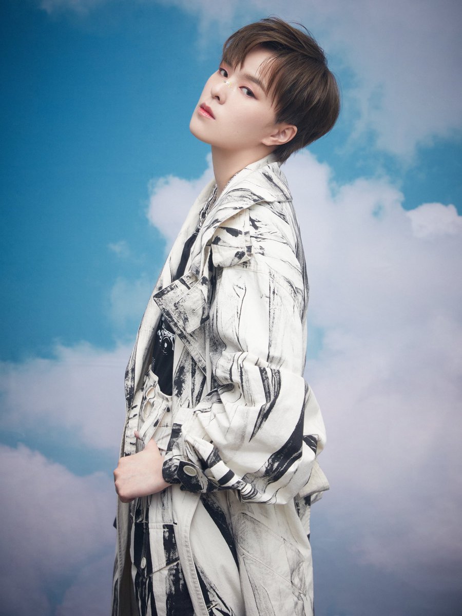 SunneeGlobalFC's tweet photo. 2021/04/24 Sunnee Studio weibo update
2021/04/24 Sunnee杨总工作室 微博更新

Hangzhou's second show is down, but the story of #Sunnee's dreams continues.

#杨芸晴 #Sunnee杨芸晴 杭州站第二场告一段落，关于#Sunnee杨芸晴 梦的那些故事还在继续。#sunnee再唱特别的人 #sunnee巡演杭州站 https://t.co/9gX1xuGTAC