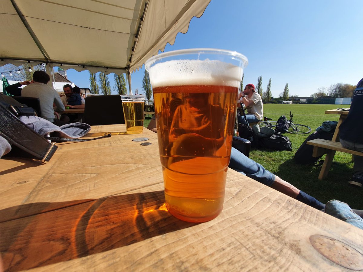 takeawaypints's tweet photo. Wheres everyone enjoying their pints today? Weathers perfect for it 🍻 https://t.co/6jmiKSnfhk