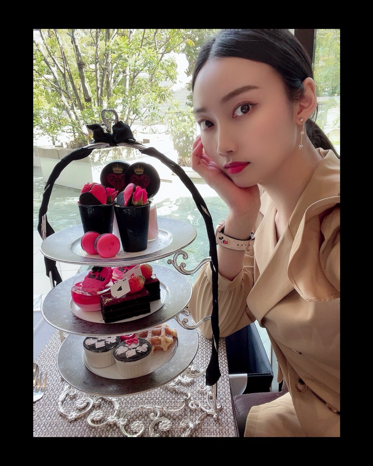 蔵 歩実 Ayumi Kura Afternoon Tea Black Alice アフタヌーンティー アリス Alice 不思議の国のアリス 名古屋 T Co V7kw1c2a6v Twitter